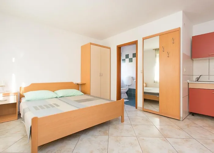 Apartment With Parking Space Baska, Krk - 22681 *